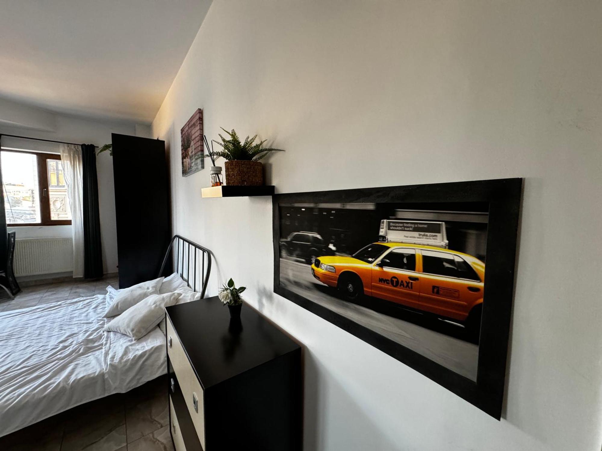 Old Town Studios By Chr Luxury Property บูคาเรสต์ ภายนอก รูปภาพ